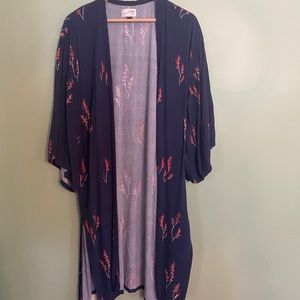 UNIVERSAL THREAD kimono.
